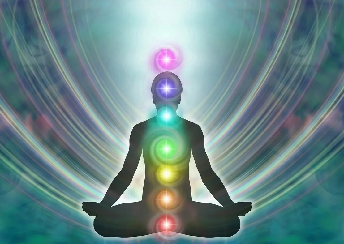 Духовный выполнить. Чакры Кундалини. Тета-хилинг медитация исцеление. Чакровое дыхание Ошо. Кундалини энергия чакры.